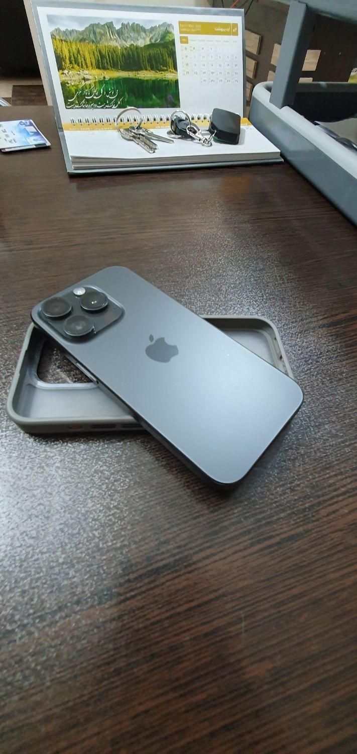 اپل iPhone 15 Pro با حافظهٔ ۲۵۶ گیگ رجیستر|موبایل|اصفهان, باغ زیار|دیوار