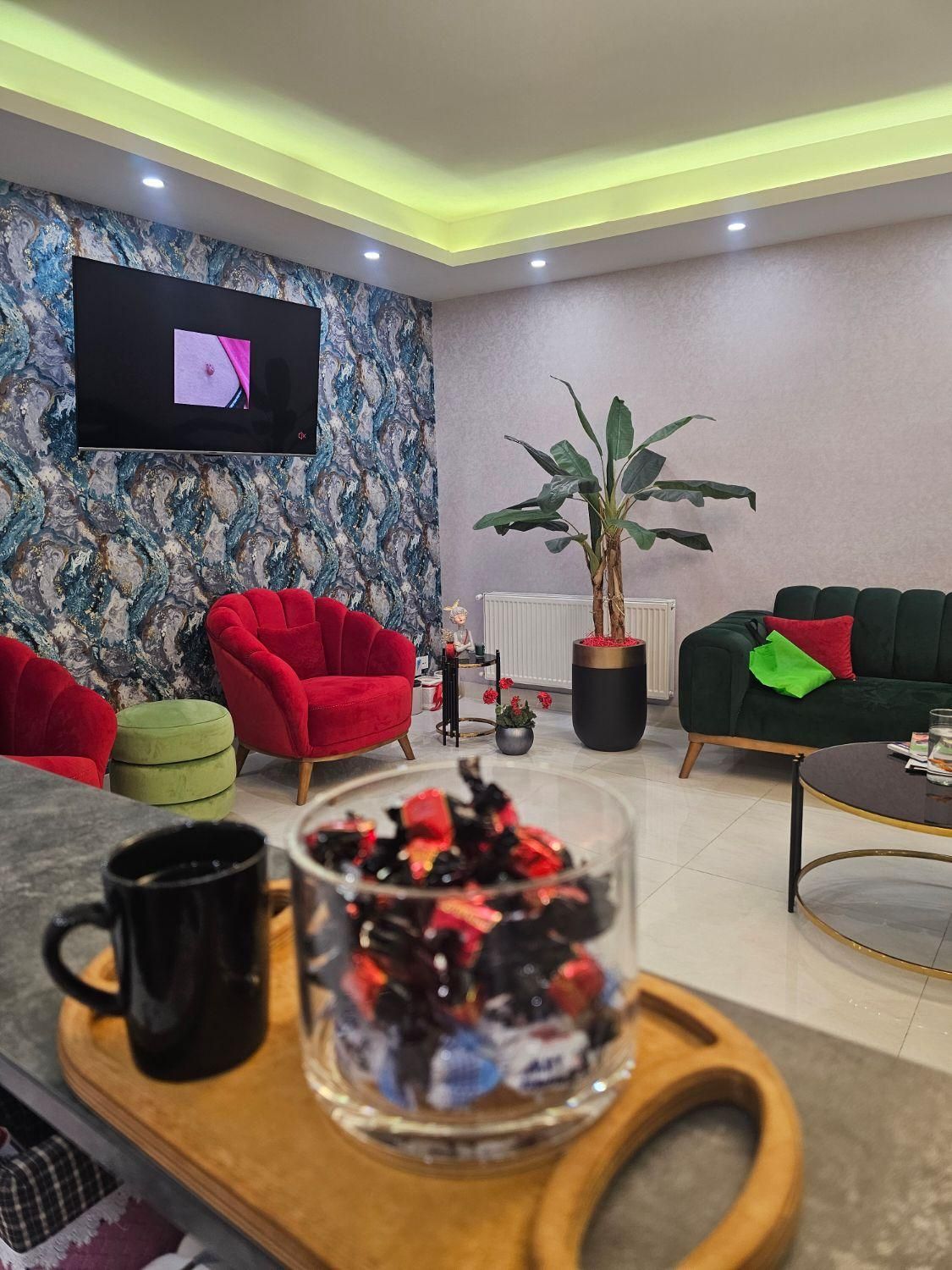 مرکز تخصصی لیزر موهای زائد|خدمات آرایشگری و زیبایی|گرگان, |دیوار