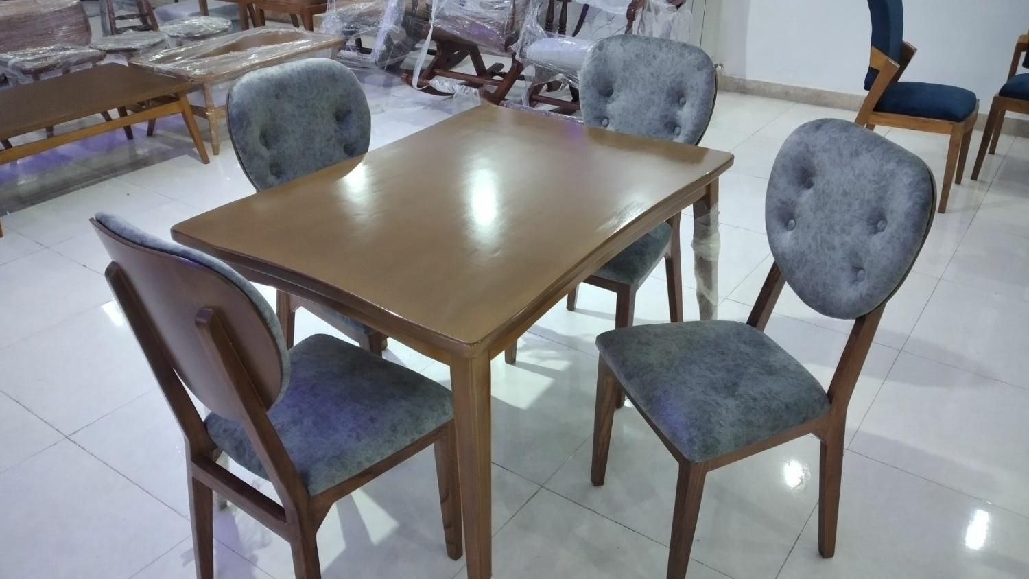 میزناهارخوری لهستانی|میز و صندلی غذاخوری|رشت, رودبارتان|دیوار