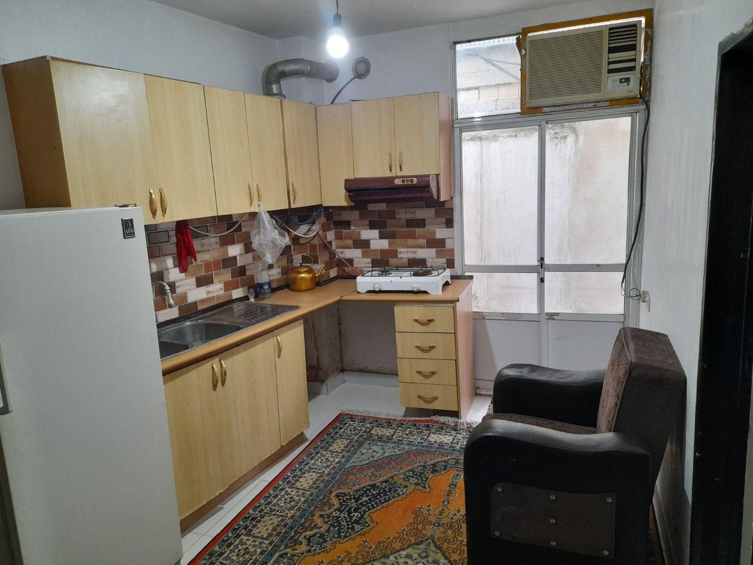 سویت با پارکینگ اتاق خواب نوساز خانواده و مجرد|اجارهٔ کوتاه‌مدت آپارتمان و سوئیت|رشت, کوی طالقانی|دیوار