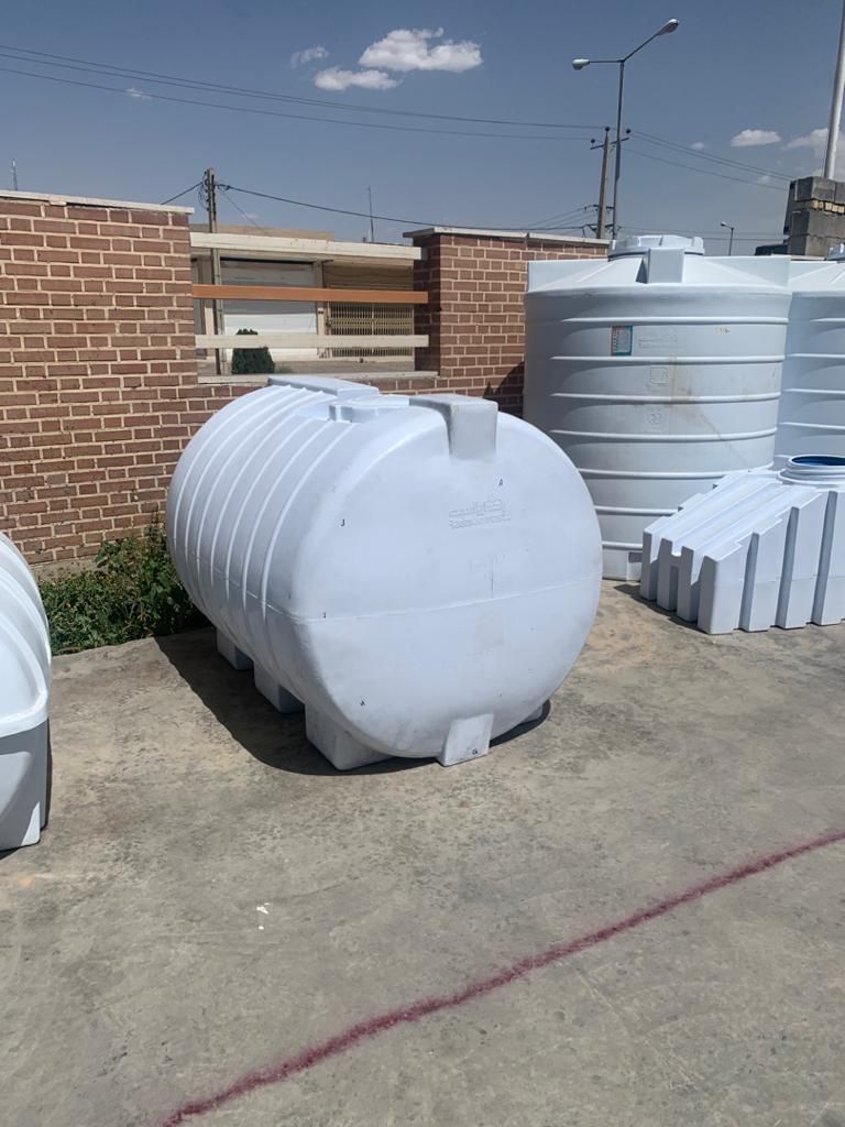 فروش منبع ٣٠٠ لیتری سه لایه|مصالح و تجهیزات ساختمان|رشت, نخودچر|دیوار