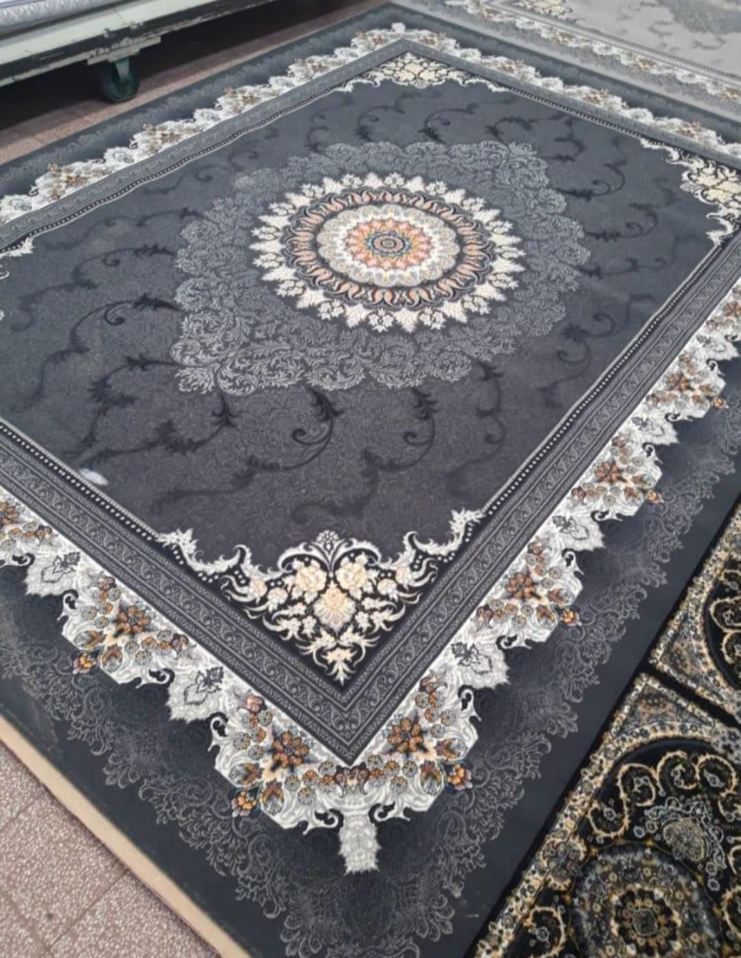 فرش۷۰۰شانه اصل پاتریس تبریز پرمیس|فرش|تبریز, |دیوار