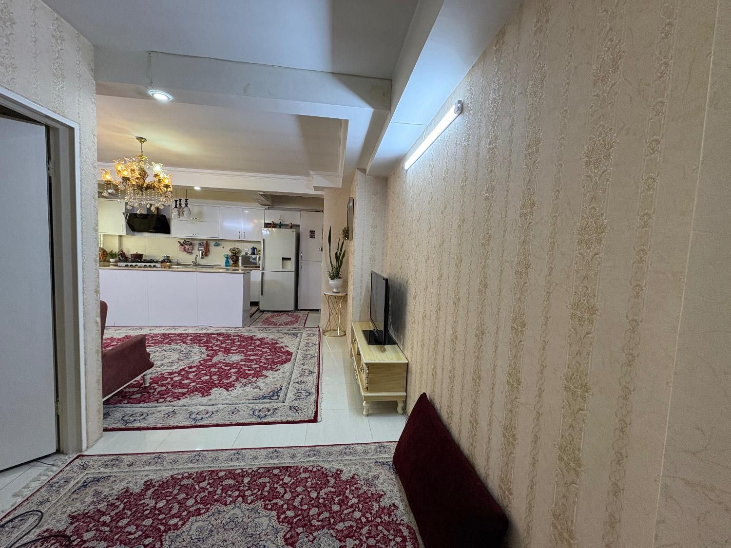 خانه ۷۰ متری خوش نقش تمیز|فروش آپارتمان|تهران, جی|دیوار
