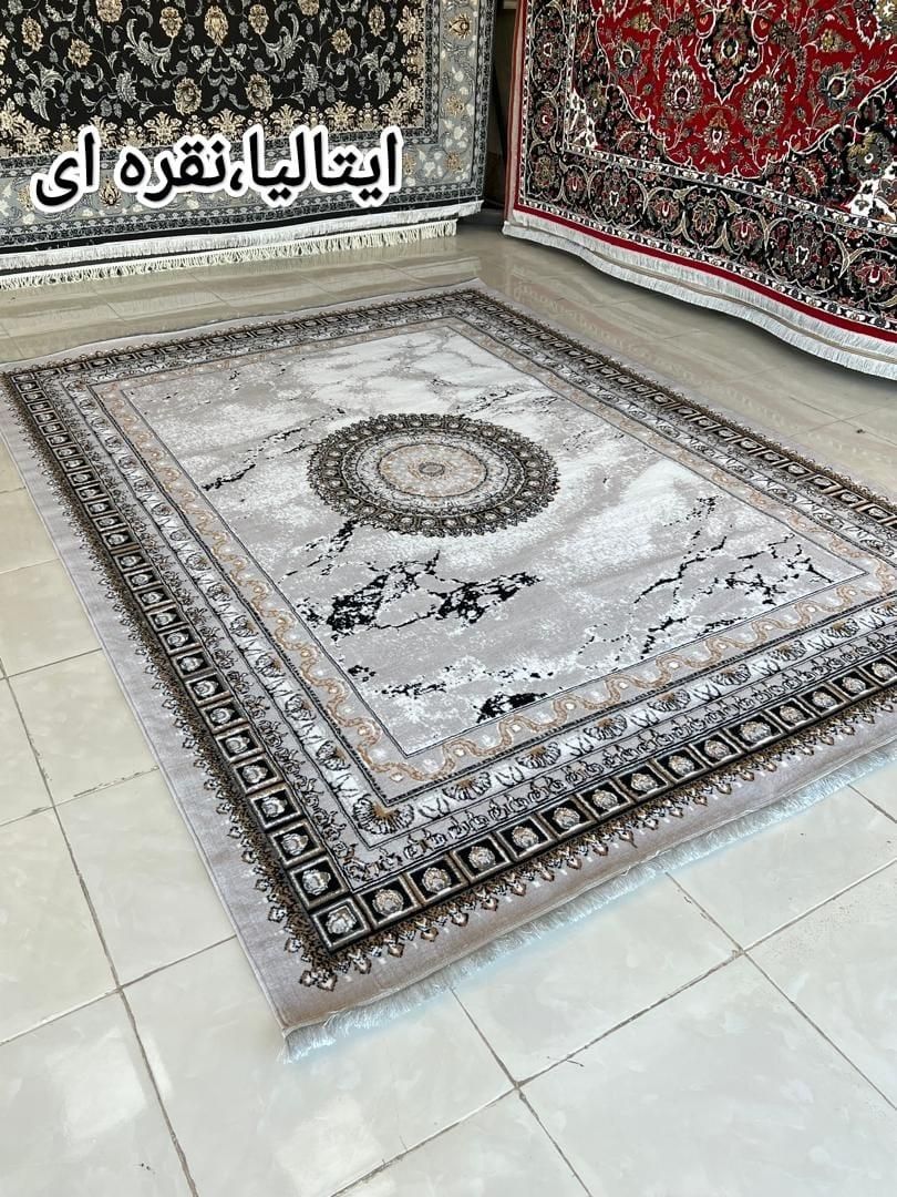 فرش نگین|فرش|اصفهان, ارزنان|دیوار