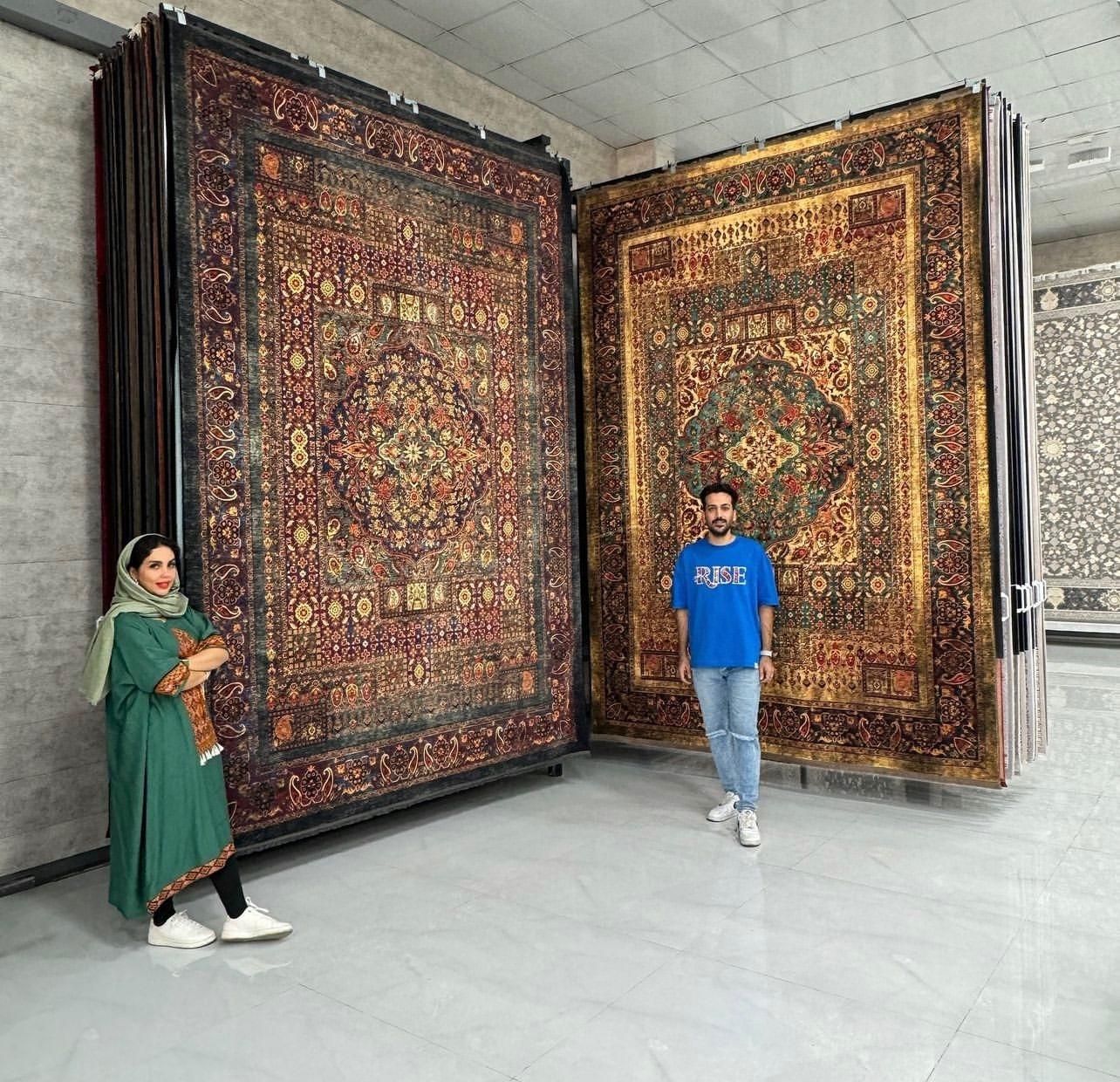 نقش برجسته قصر ایران ۱۲متری فرش|فرش|شیراز, شهرک سراج‎|دیوار