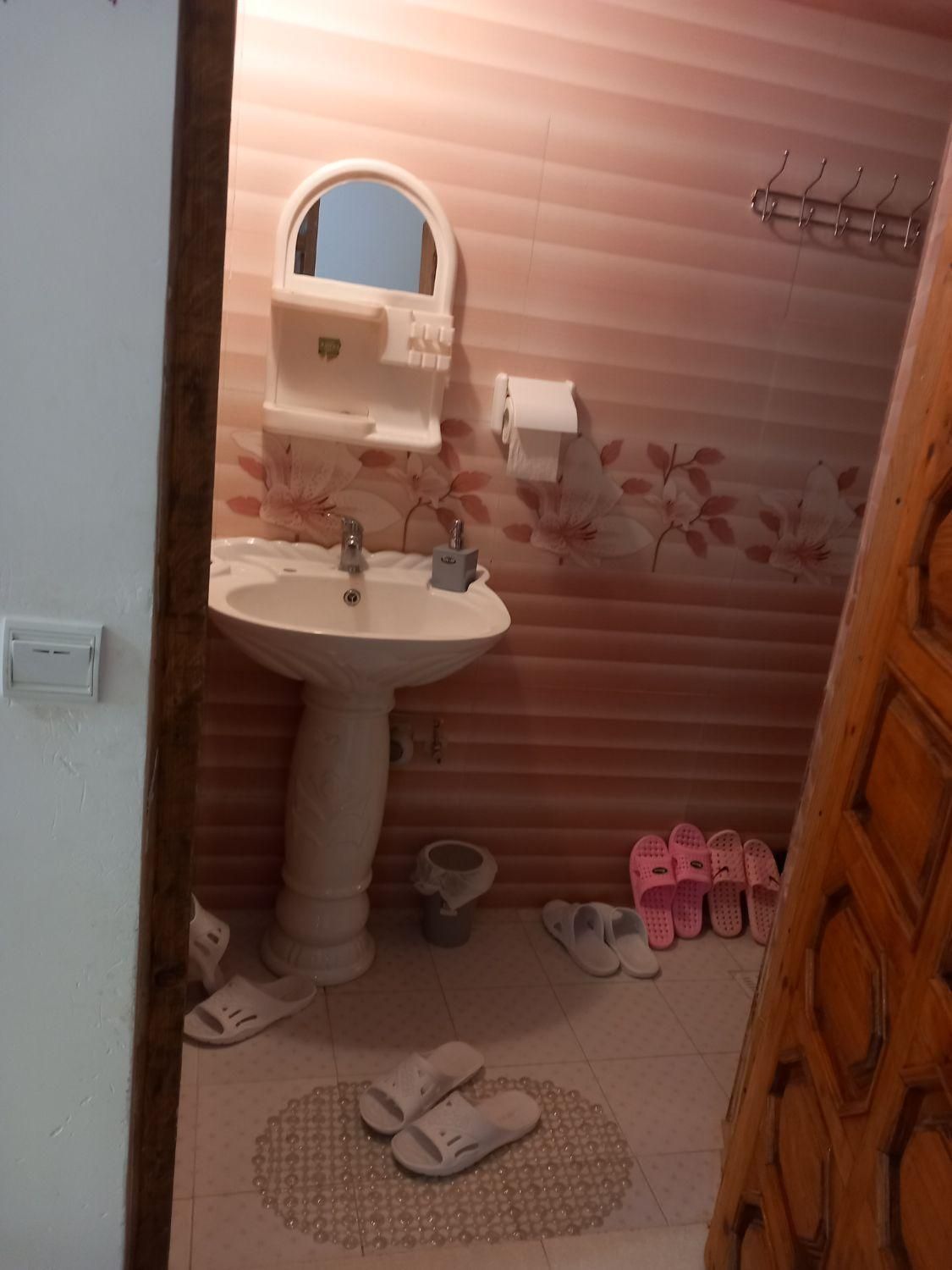 ویلا باغ دربست استخردار بدون واسطه|اجارهٔ کوتاه‌مدت ویلا و باغ|رامسر, |دیوار