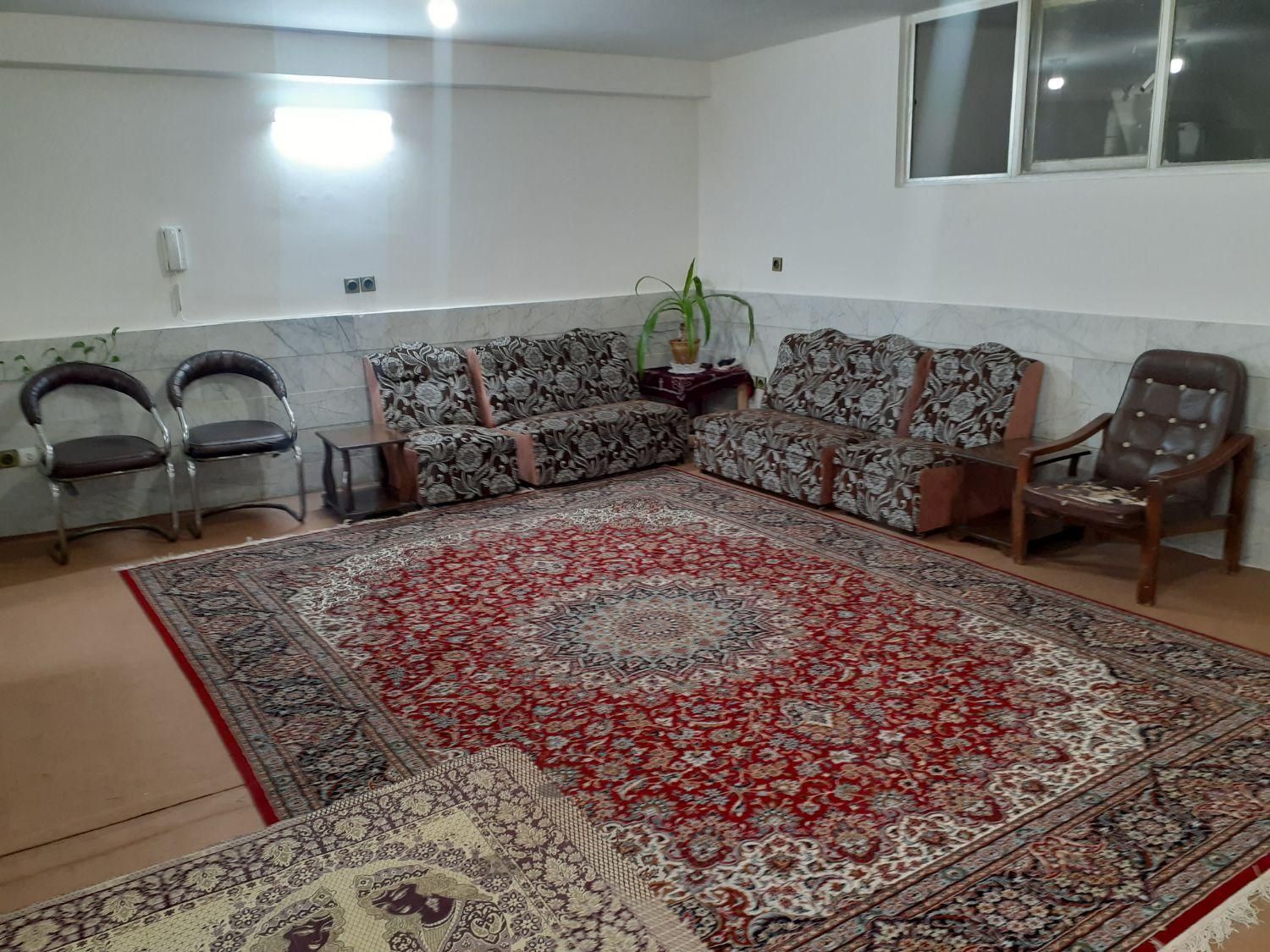 اجاره سوئیت حیاط دار|اجارهٔ کوتاه‌مدت آپارتمان و سوئیت|اصفهان, ردان|دیوار