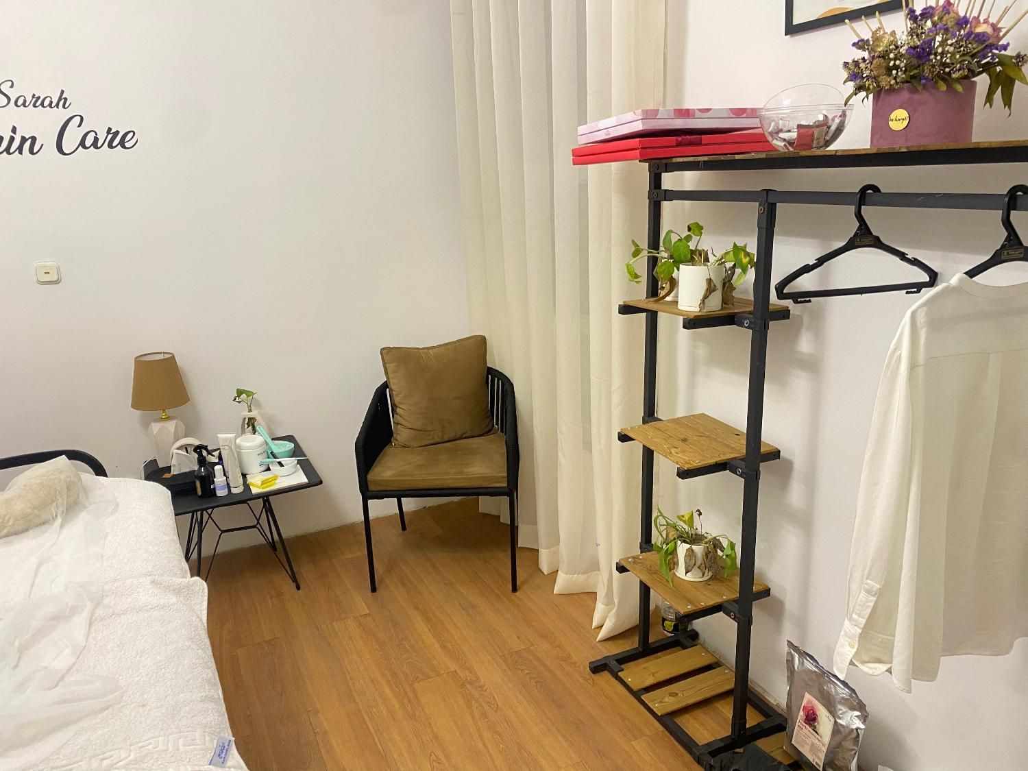 اجاره لاین سالن زیبایی اول هاشمیه فرشته|اجارهٔ دفتر کار، اتاق اداری، مطب|مشهد, کوثر|دیوار