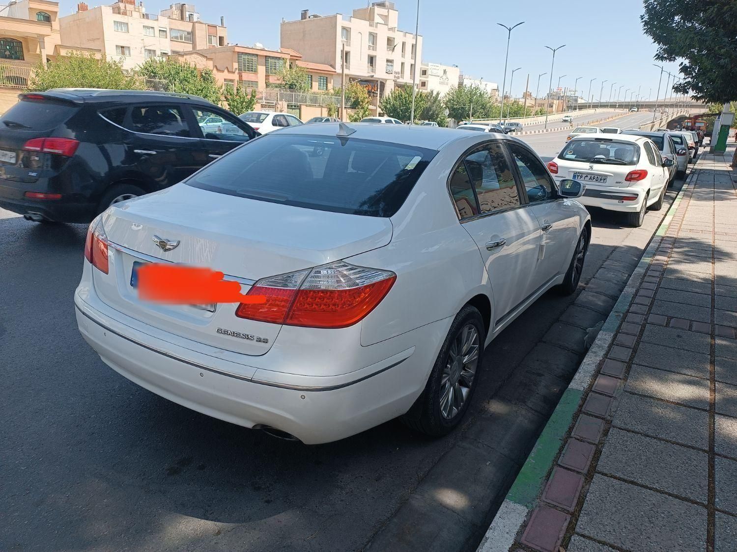 هیوندای جنسیس سدان، مدل ۲۰۱۱|خودرو سواری و وانت|شیراز, شهرک امیر کبیر|دیوار