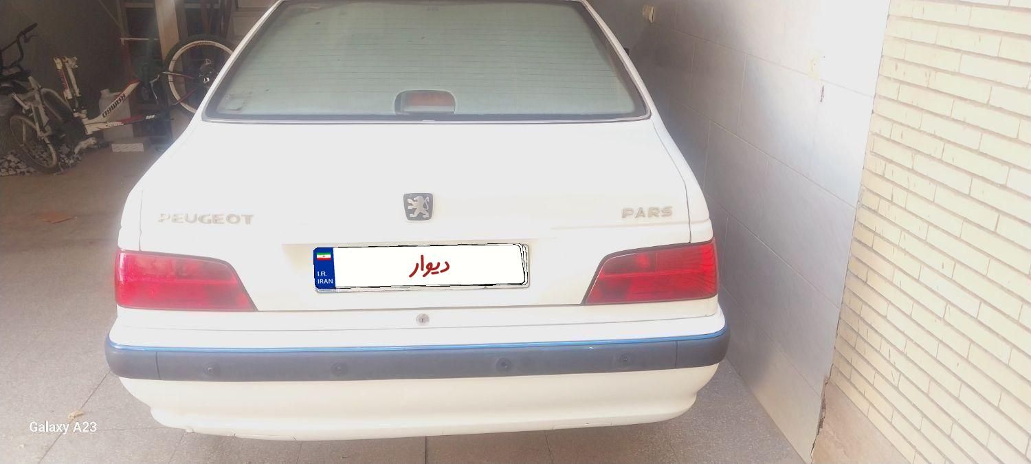 پژو پارس LX سفید TU5 مدل 92 کارکرد 204|خودرو سواری و وانت|اردکان, |دیوار