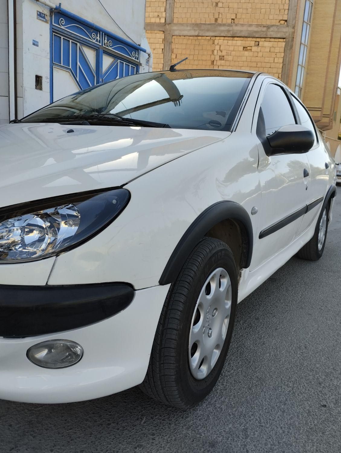 %%پژو 206 SD V9 سفارشی 87 اتومات بی رنگ تک برگ%%|خودرو سواری و وانت|خمینی‌شهر, |دیوار