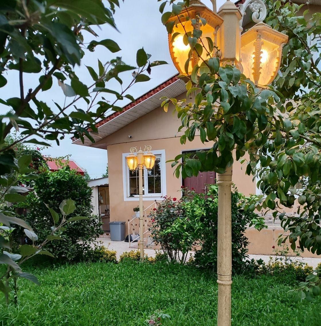 عمارت شاه غلام|اجارهٔ کوتاه‌مدت ویلا و باغ|رشت, حومه رشت|دیوار