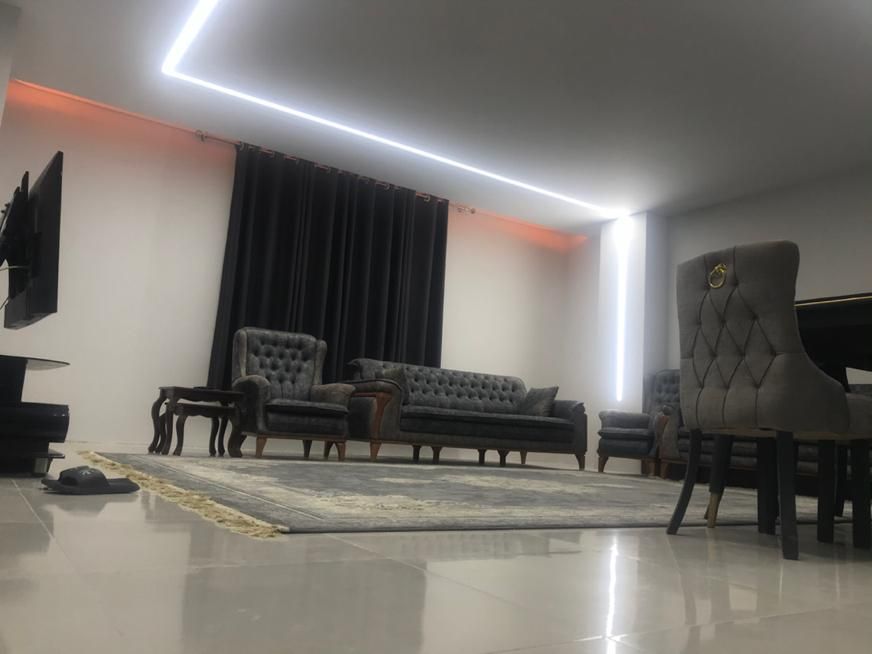 آپارتمان دو خواب مدرن|اجارهٔ کوتاه‌مدت آپارتمان و سوئیت|قشم, |دیوار