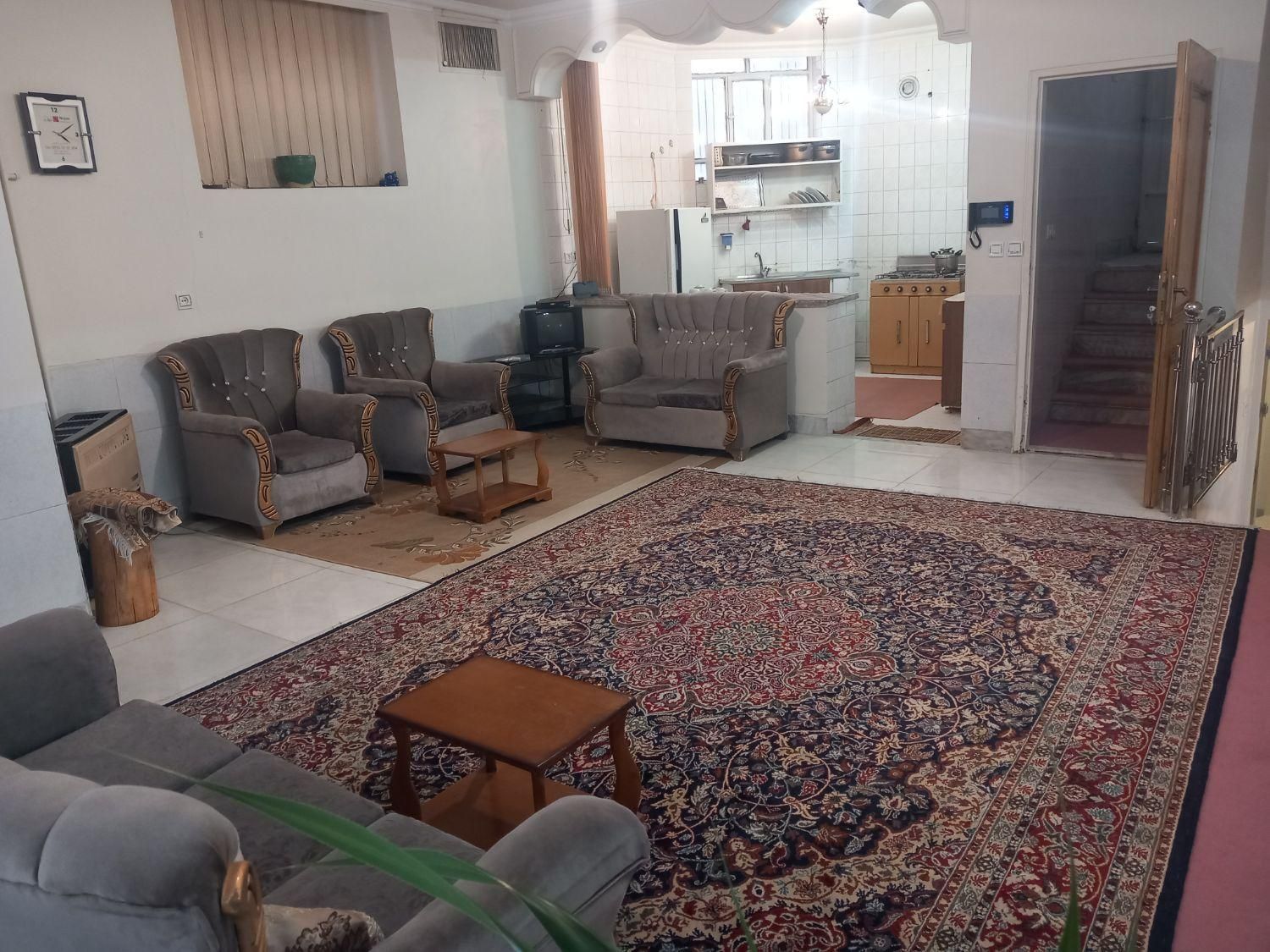 اجاره سویت 2دواتاق خواب|اجارهٔ کوتاهمدت آپارتمان و سوئیت|اصفهان, سرچشمه|دیوار