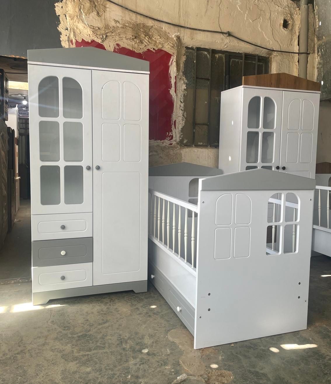 تخت کودک کلبه|تخت و سرویس خواب|چهاردانگه (تهران), |دیوار