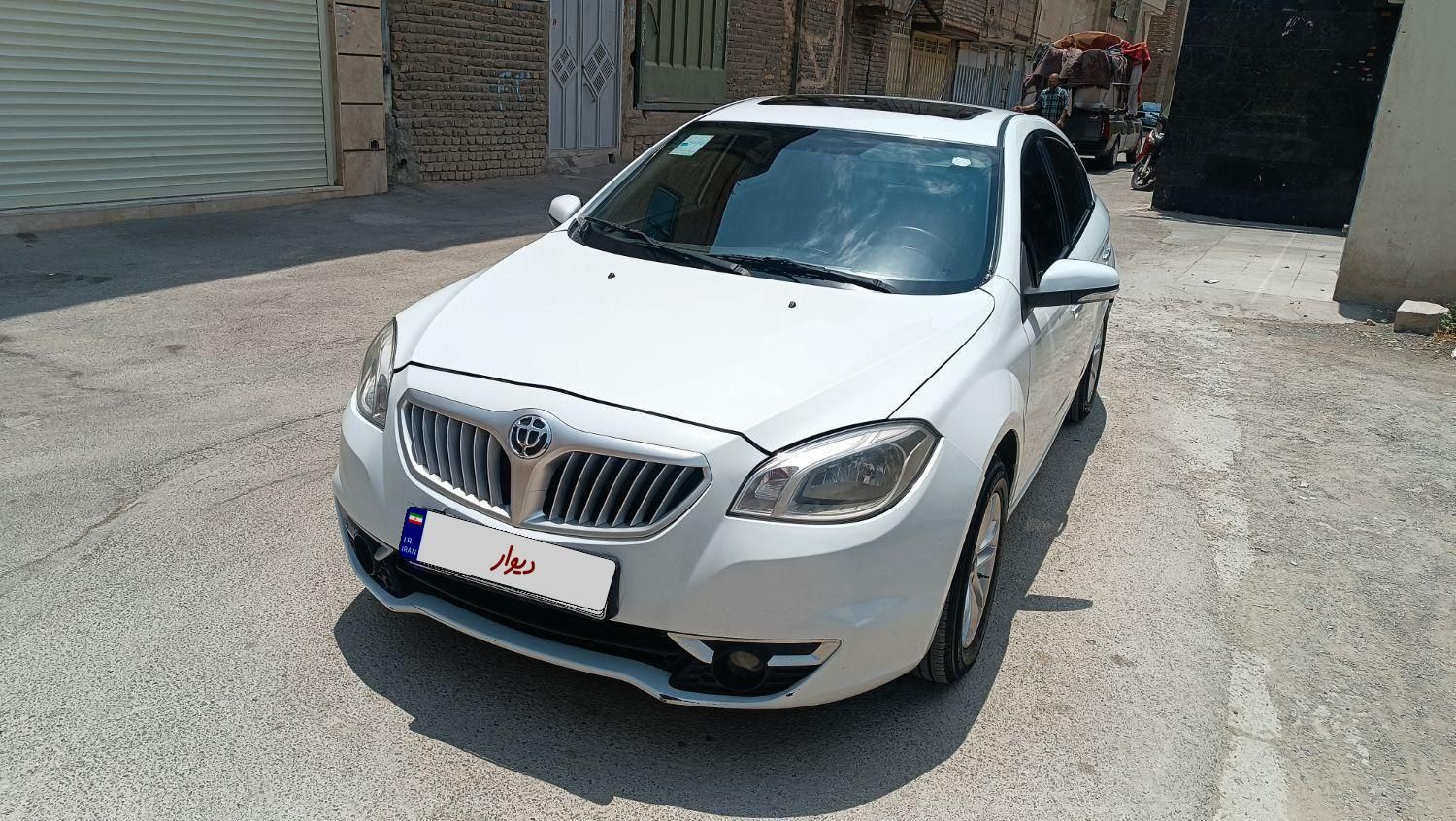 برلیانس H330 اتوماتیک 1650cc، مدل ۱۳۹۷|خودرو سواری و وانت|اصفهان, خانه اصفهان|دیوار