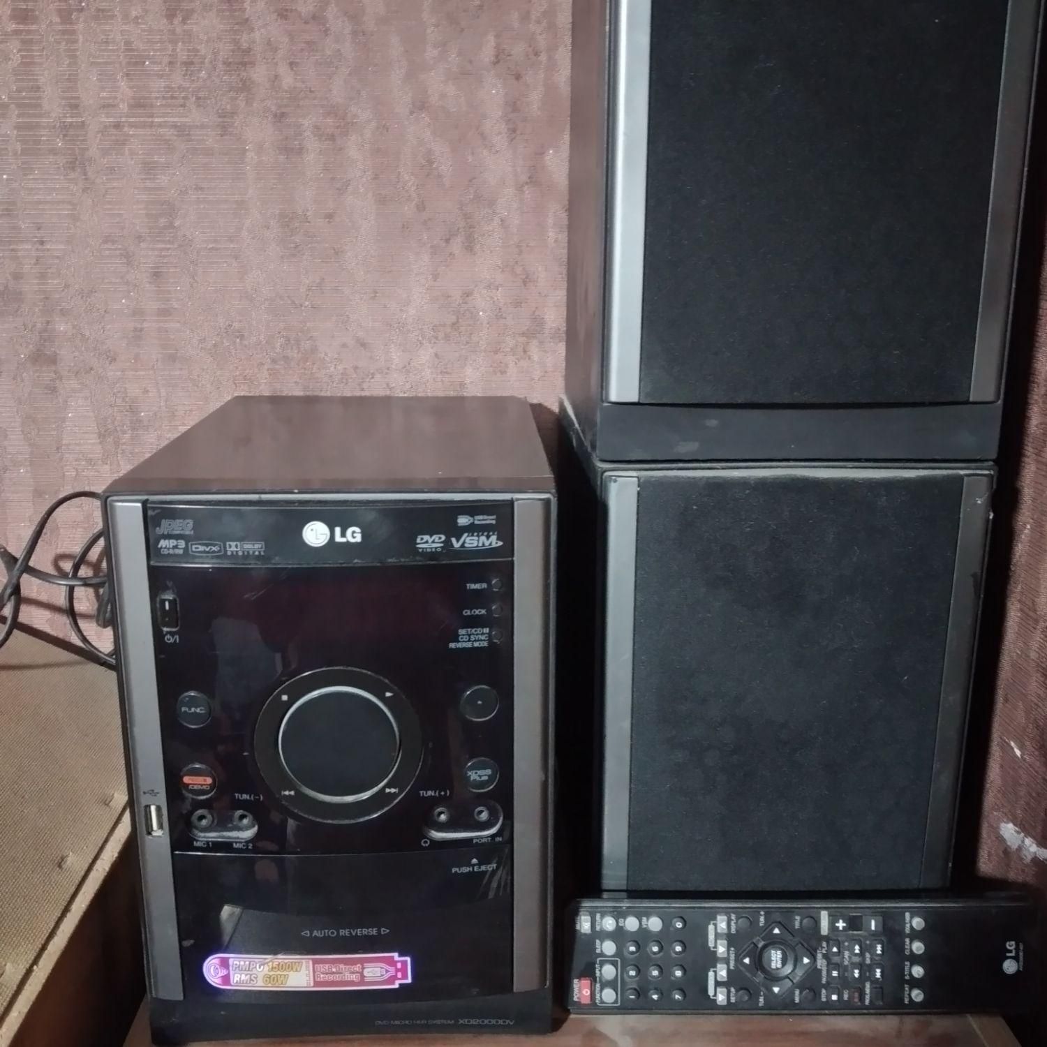 ضبط DVD/CD Player برند LG همراه دو باند|پخش‌کننده DVD و ویدیو|تهران, شادآباد|دیوار