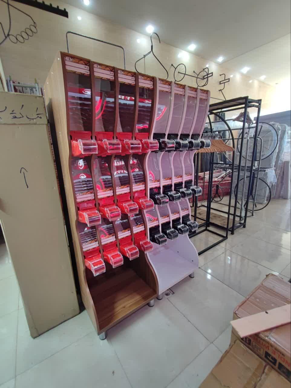 استند اکاربو.استند مخزن دار .استند حبوبات و خشکبار|فروشگاه و مغازه|رشت, حومه رشت|دیوار