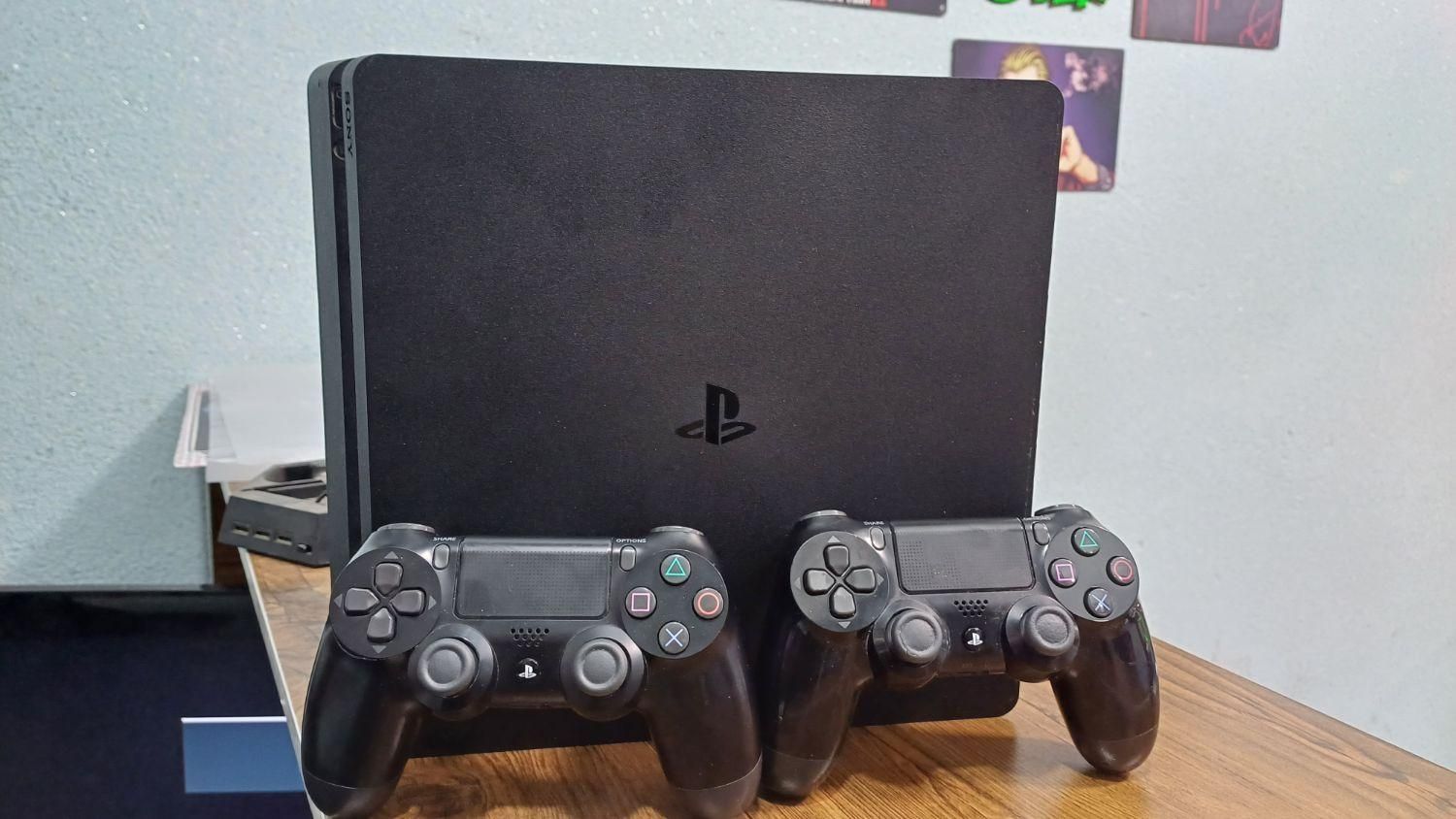 کنسول PS4 اسلیم یه ترا.     کپی خور  دو دسته اصلی|کنسول، بازی ویدئویی و آنلاین|قم, صفائیه|دیوار