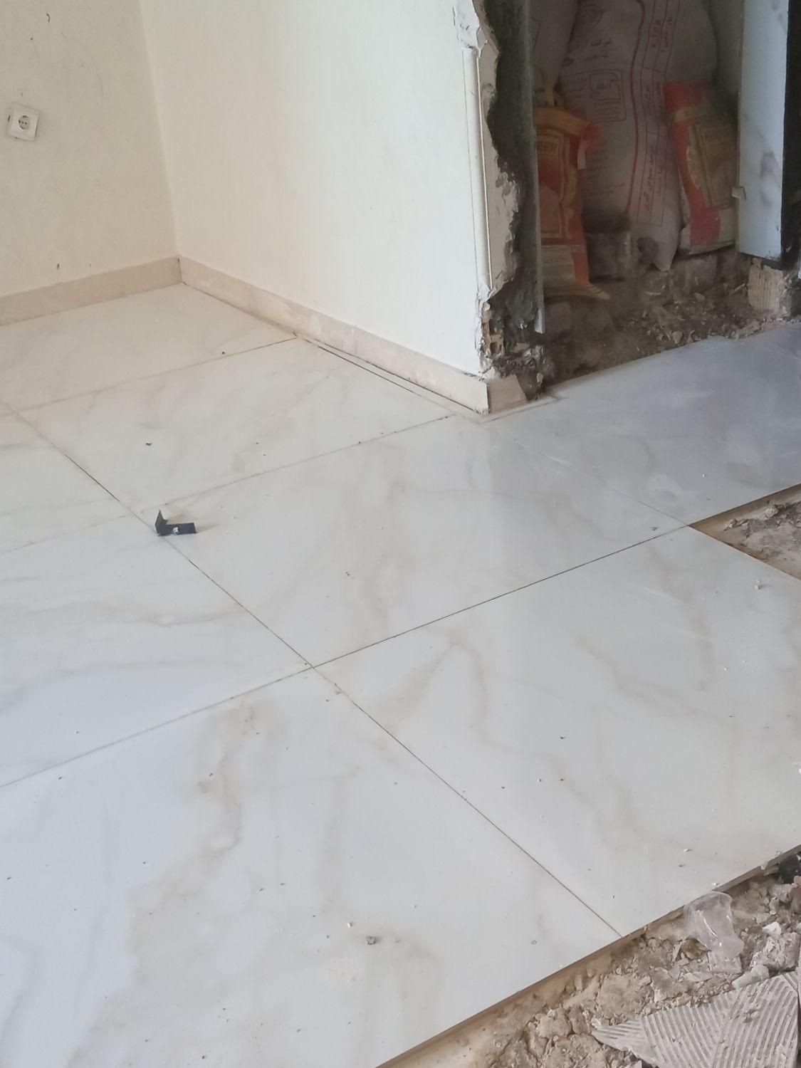 بنا،بنایی کاشی‌کاری تعویض سنگ توالت اوستا کار|خدمات پیشه و مهارت|اهواز, کوی باهنر|دیوار