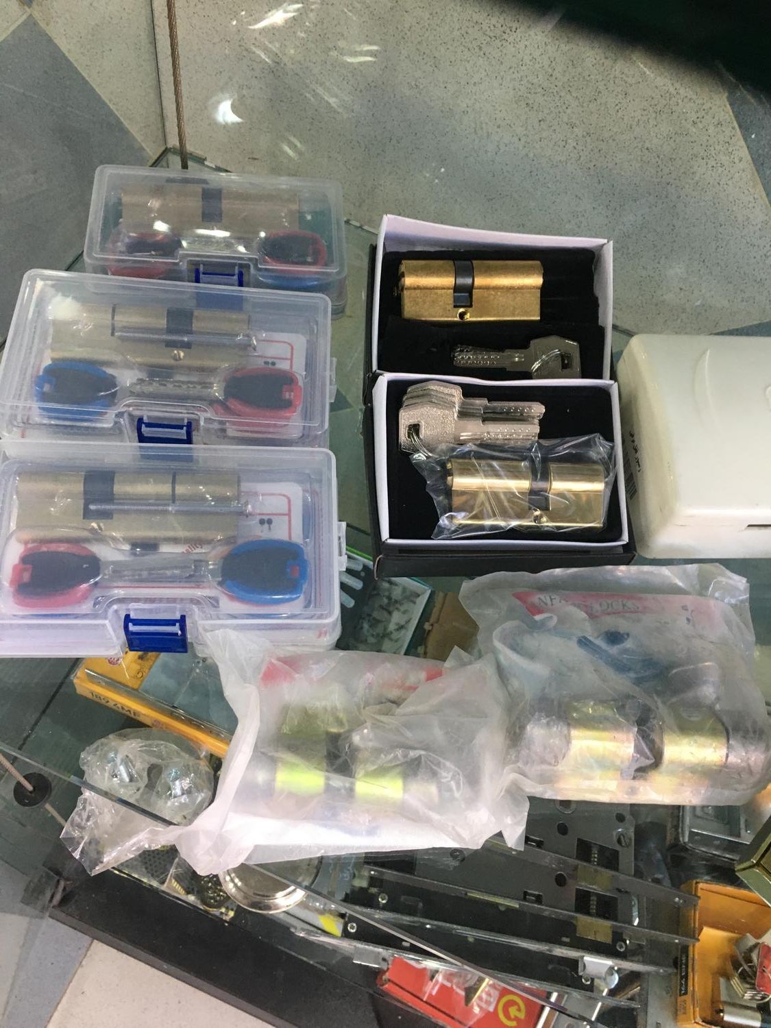 کلیدسازی زیتون(شبانه روزی)با مجوز رسمی|خدمات پیشه و مهارت|اهواز, زیتون کارمندی|دیوار