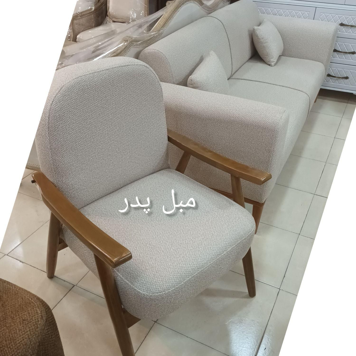 مبل مینیمال  چوبی تختشو ساده|مبلمان خانگی و میز عسلی|رشت, خمیران زاهدان|دیوار