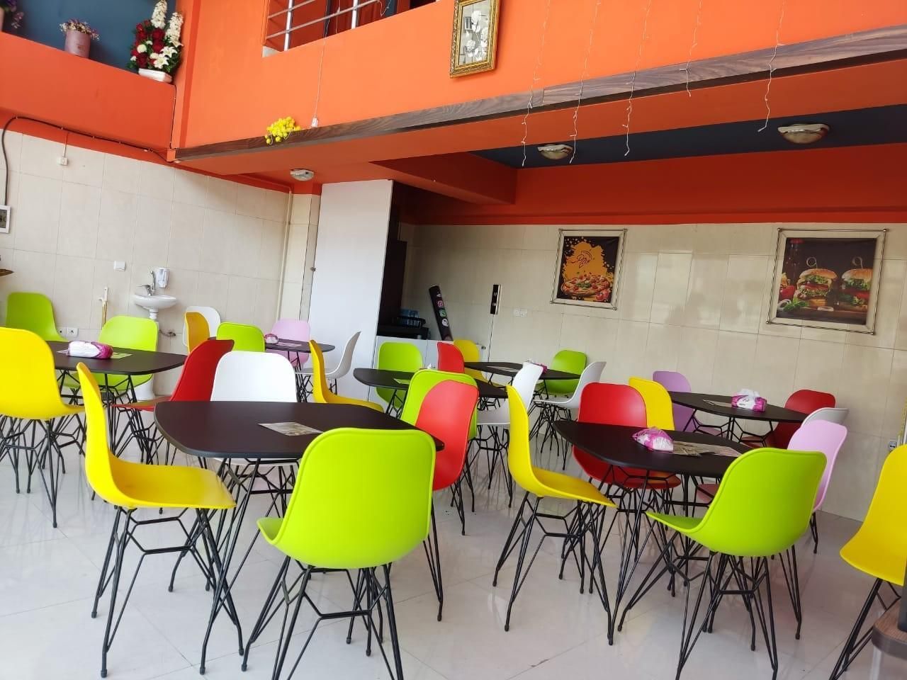 میز و صندلی ناهارخوری پایه فلزی|میز و صندلی غذاخوری|اصفهان, جویباره|دیوار