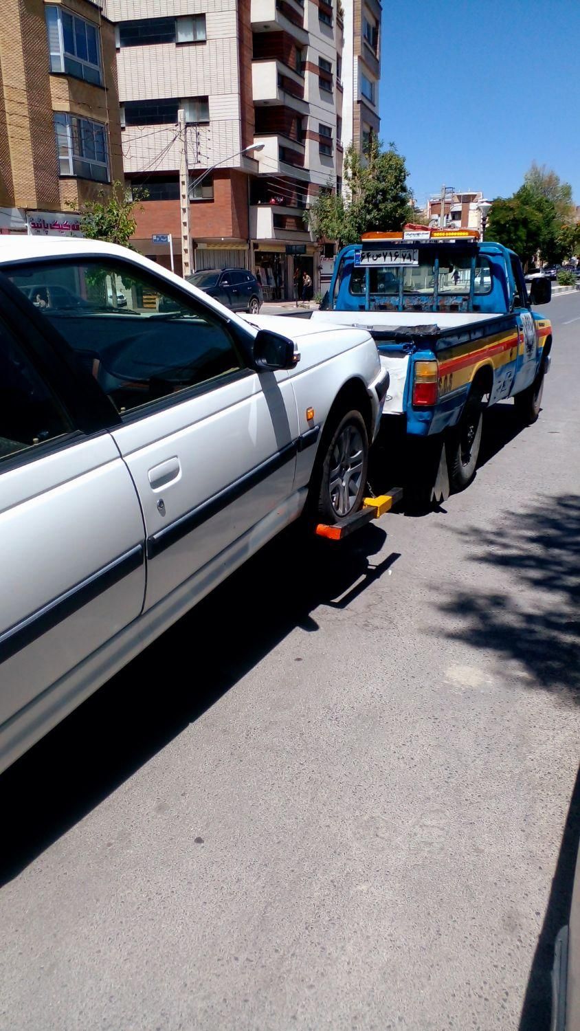 یدک کش چرخگیر امدادخودرو یدکش . نیسان.خودروبر|خدمات حمل و نقل|شهرکرد, |دیوار