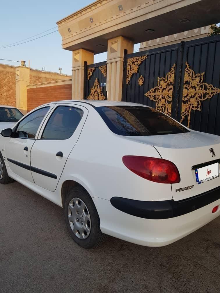 پژو 206 SD V8، مدل ۱۳۹۷|خودرو سواری و وانت|تهران, شهرک نفت (منطقه ۵)|دیوار