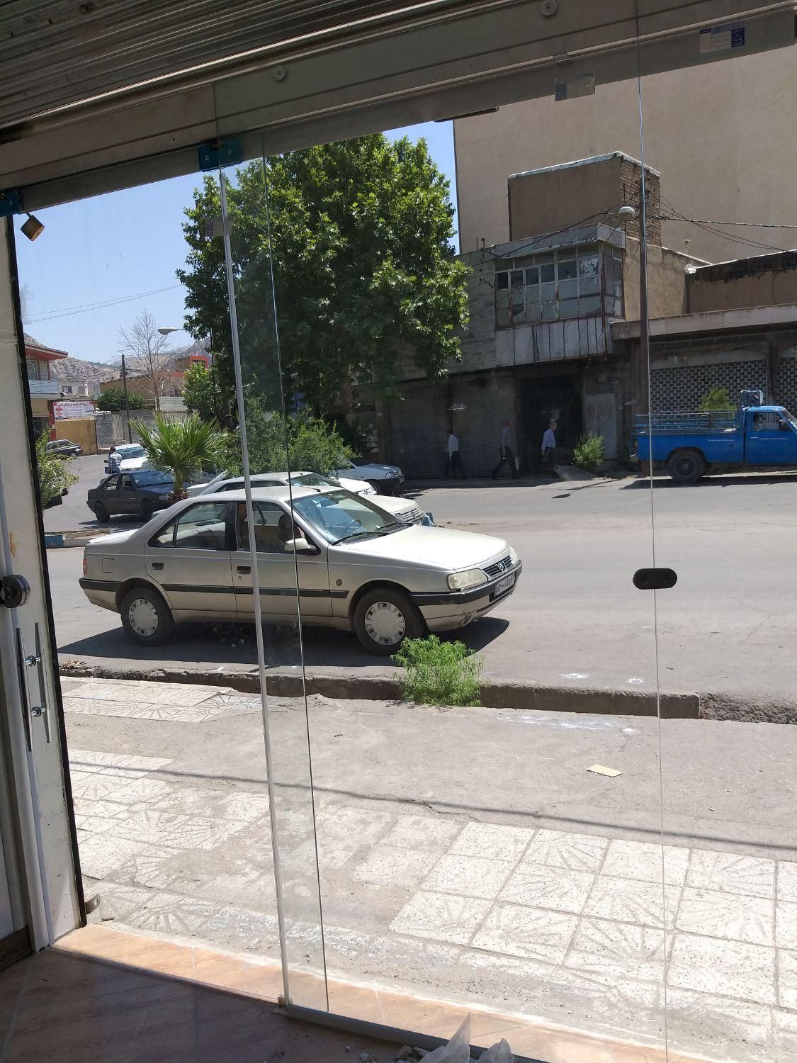 شیشه بری وسکوریت سیار و ثابت فریدونی|خدمات پیشه و مهارت|خرمآباد, |دیوار