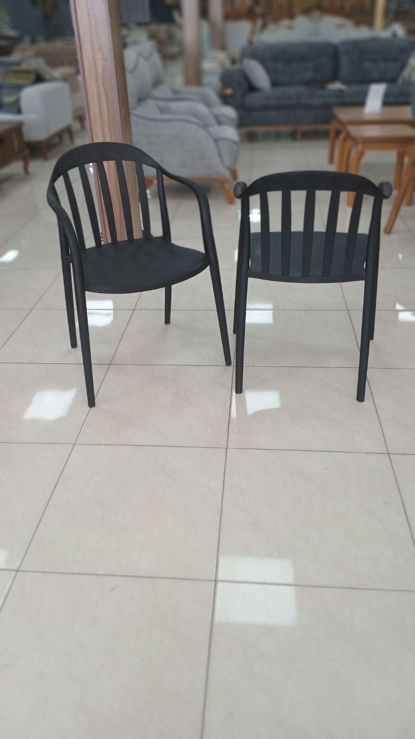 صندلی پلاستیکی/فایبر ویگوو/کافه|میز و صندلی غذاخوری|کرج, شهرک سهرابیه|دیوار
