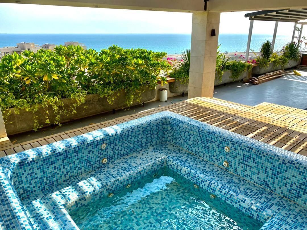 پنت هاوس/جکوزی/ویو کامل دریا/فول امکانات|اجارهٔ کوتاه‌مدت ویلا و باغ|کیش, |دیوار