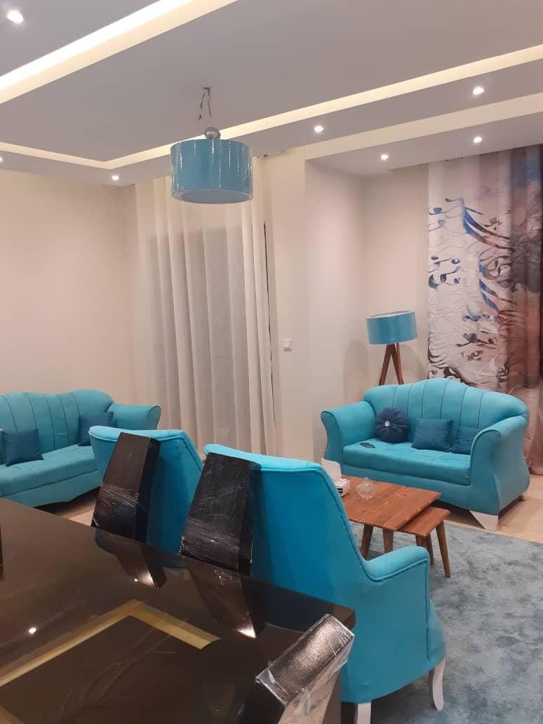 مبله دو خوابه روزانه با دسترسی ب مراکز خرید|اجارهٔ کوتاهمدت آپارتمان و سوئیت|تبریز, |دیوار