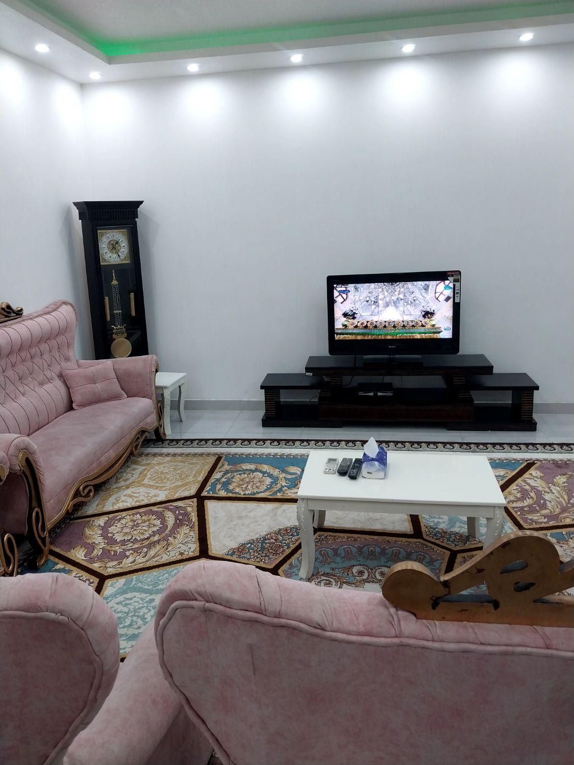 منزل مبله حیاط دار|اجارهٔ کوتاه‌مدت آپارتمان و سوئیت|بوشهر, |دیوار