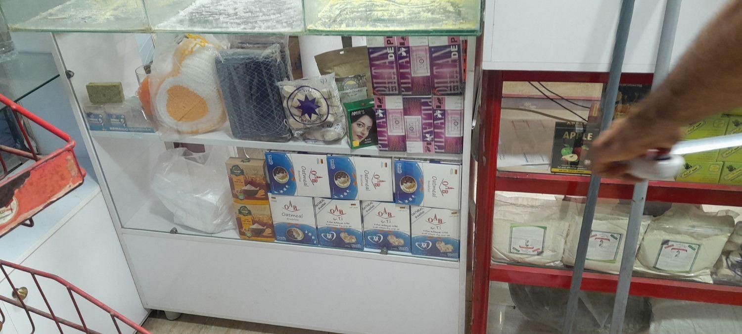 ،ویترین‌آهنی‌چوبی،سایه‌بان‌‌،شیشه‌جای‌‌چای‌ونبات‌و|فروشگاه و مغازه|خاوران, |دیوار