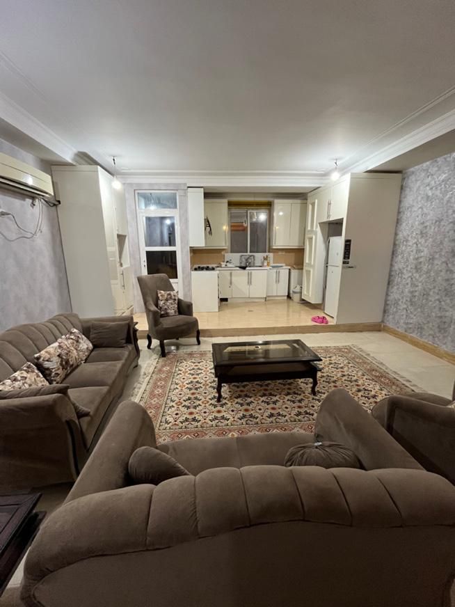 یک خواب مبله شیک / نزدیک ساحل/گلشهر/|اجارهٔ کوتاه‌مدت آپارتمان و سوئیت|بندرعباس, |دیوار