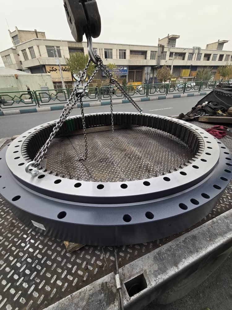 دنده گردان بیل مکانیکی کوماتسو PC800|قطعات یدکی و لوازم جانبی|تبریز, |دیوار