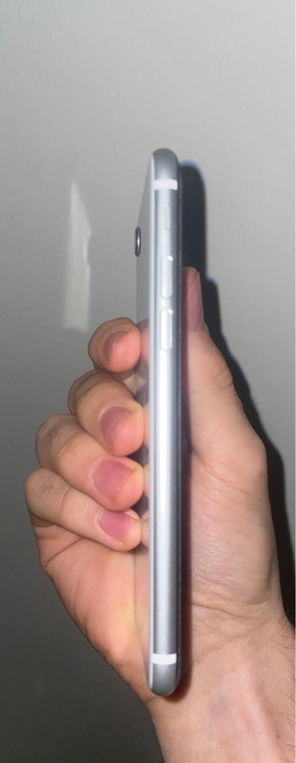 اپل iPhone SE (2020) با حافظهٔ ۲۵۶ گیگابایت|موبایل|تهران, ظفر|دیوار