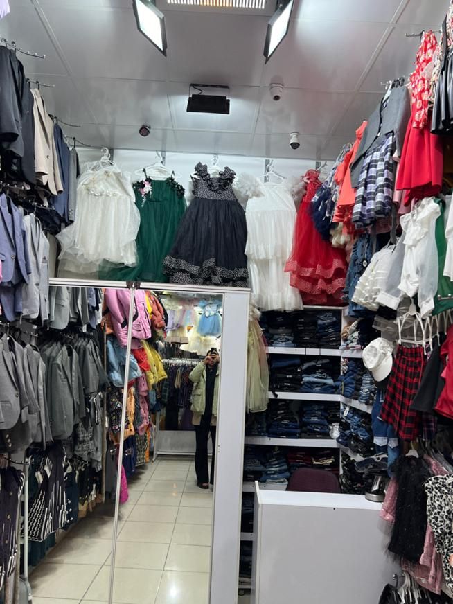 فروش کل لباسها یکجا و عمده بچگونه(قیمت مقطوع)|کفش و لباس بچه|اندیشه, اندیشه فاز ۴|دیوار