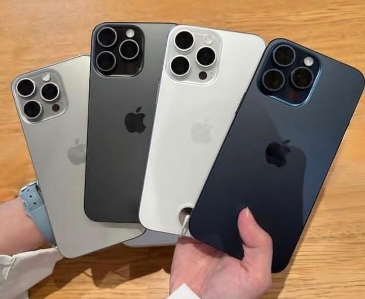 تنوع رنگ. گوشی رجیستر شده . اپل ۱۵ طرح ویتنام|موبایل|گرگان, |دیوار