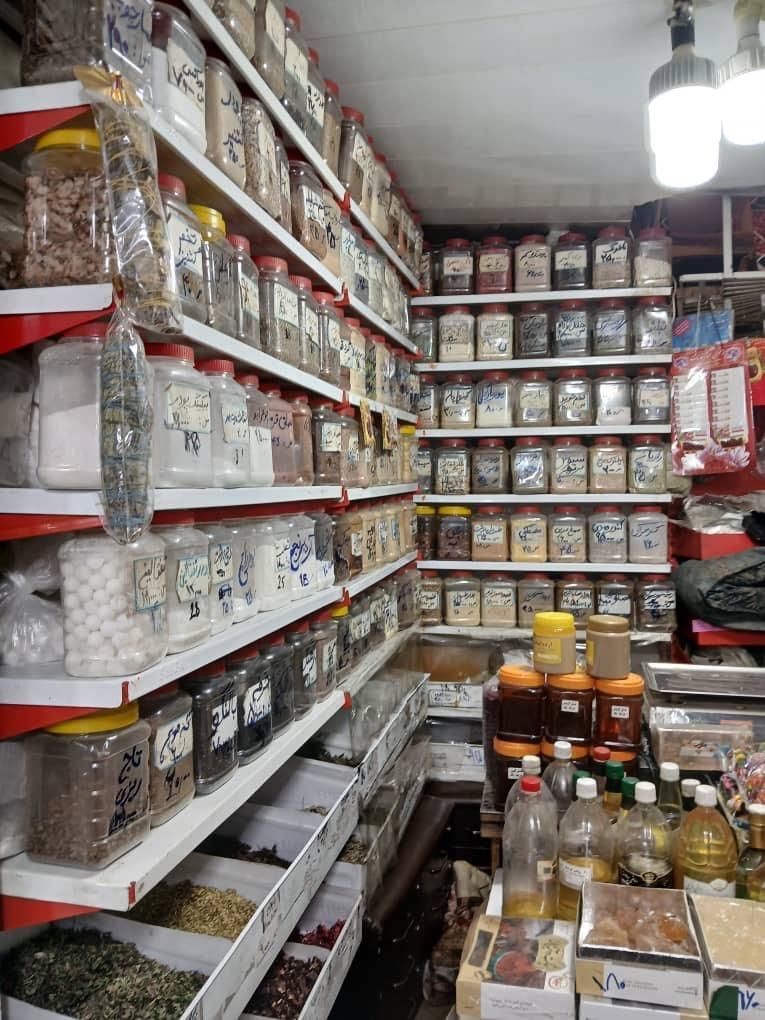 عطاری با سابقه هشت سال واگذار میشود فاطمی|اجارهٔ مغازه و غرفه|تهران, فاطمی|دیوار