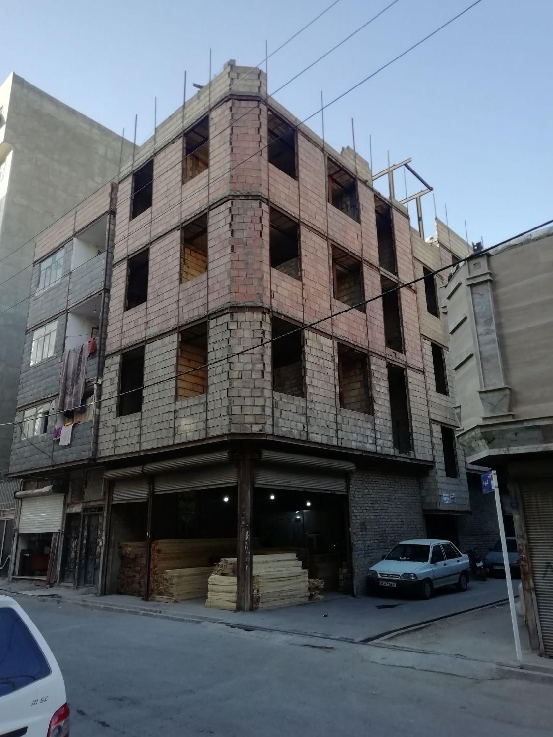 آپارتمان+تجاری|فروش زمین و ملک کلنگی|تهران, کریم‌آباد|دیوار