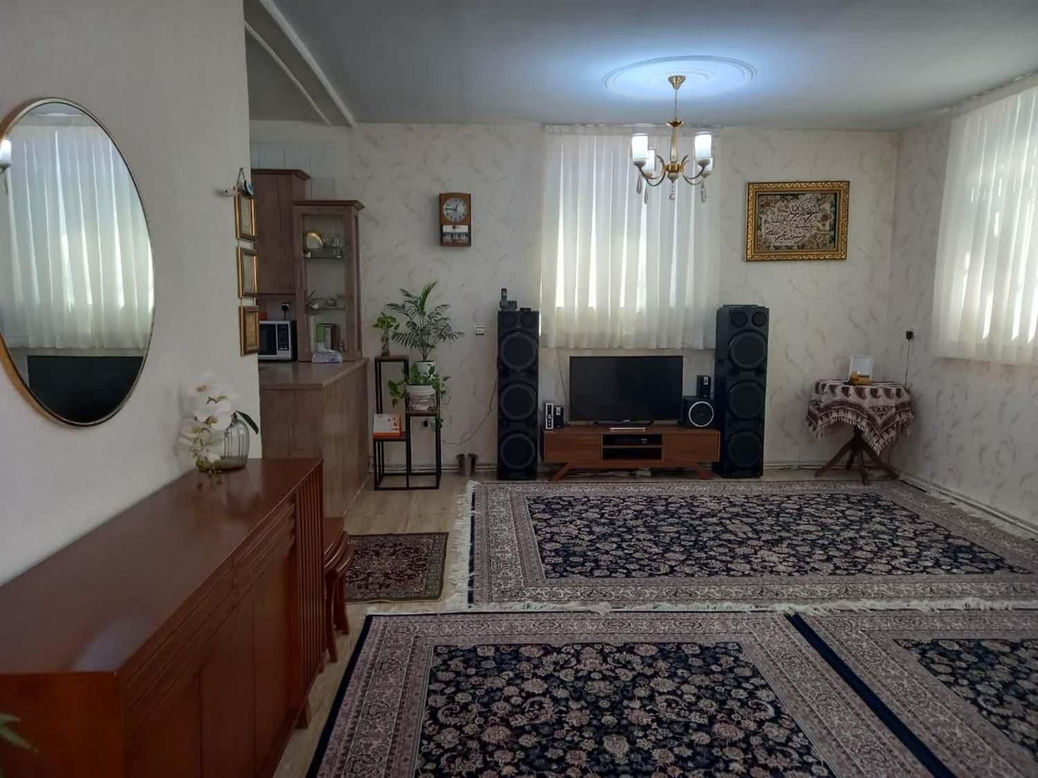 خانه ویلایی ۱۰۰ متری مستقل|اجارهٔ خانه و ویلا|کرج, مصباح|دیوار