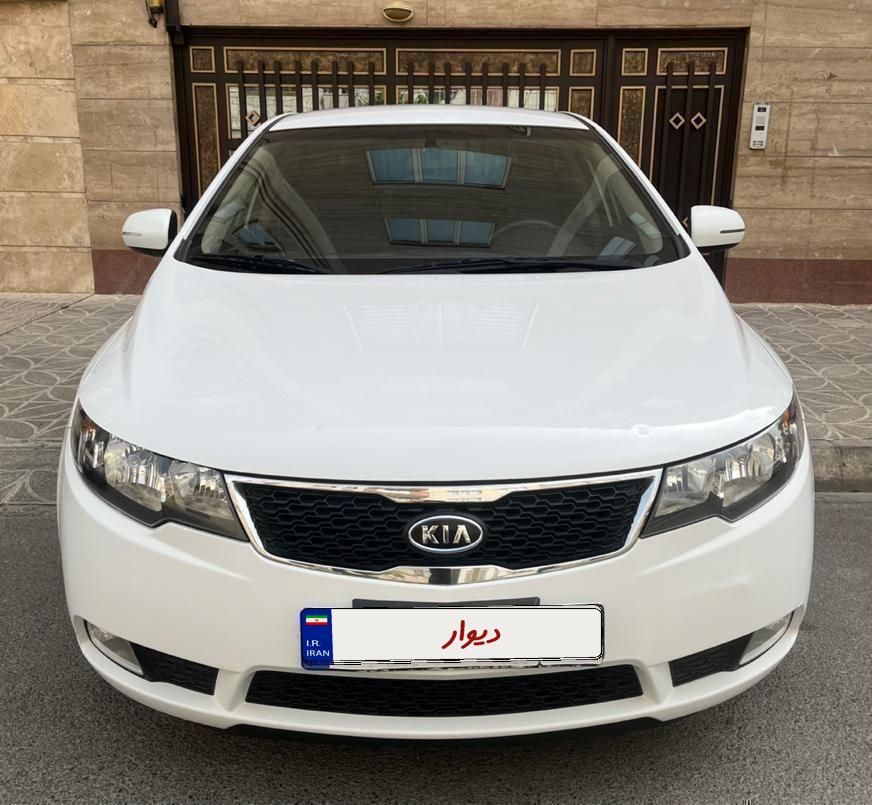 کیا سراتو مونتاژ دنده‌ای 1600cc، مدل ۱۳۹۳ بیرنگ|خودرو سواری و وانت|کرج, منظریه|دیوار