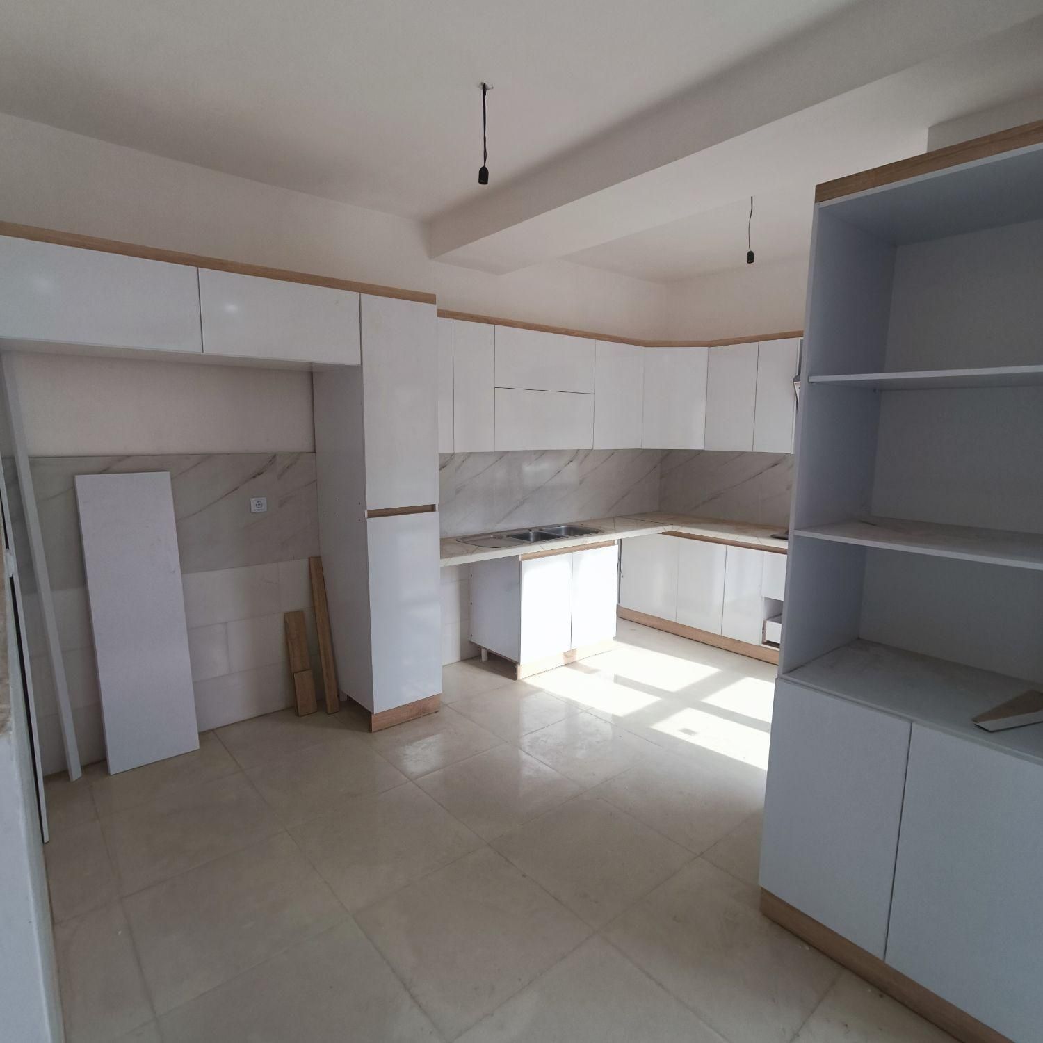 فروش سندار دو پارکینگ فول امکانات زیر قیمت شهدا|فروش آپارتمان|رشت, فلسطین|دیوار