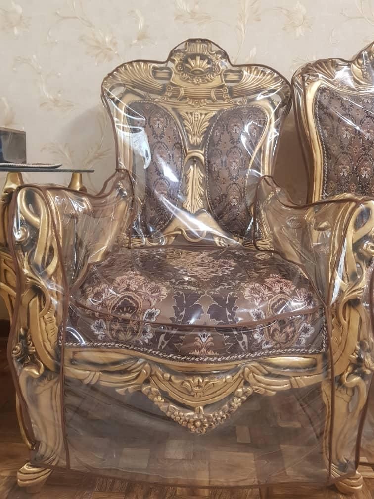 مبلمان ۹نفره همراه باجلومبلی وویترین بسیار نونو|مبلمان خانگی و میز عسلی|تهران, قصر فیروزه ۲|دیوار