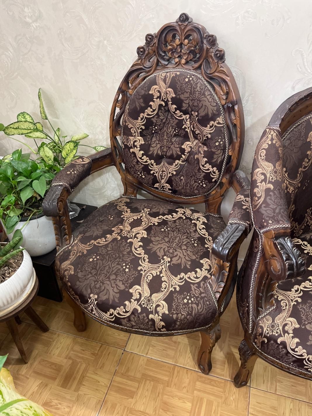 مبل استیل چوب گردو در حد نو|مبلمان خانگی و میز عسلی|تهران, مینا|دیوار