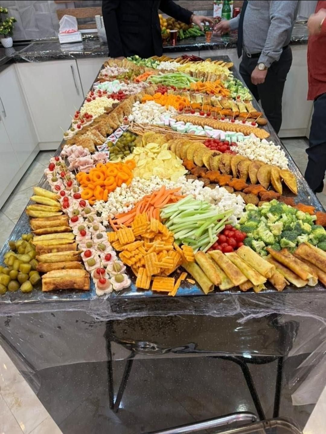 اجاره باغ ویلا با استخرآبگرم سرپوشده مستقیم ازمالک|اجارهٔ کوتاهمدت ویلا و باغ|تهران, یافت آباد جنوبی|دیوار