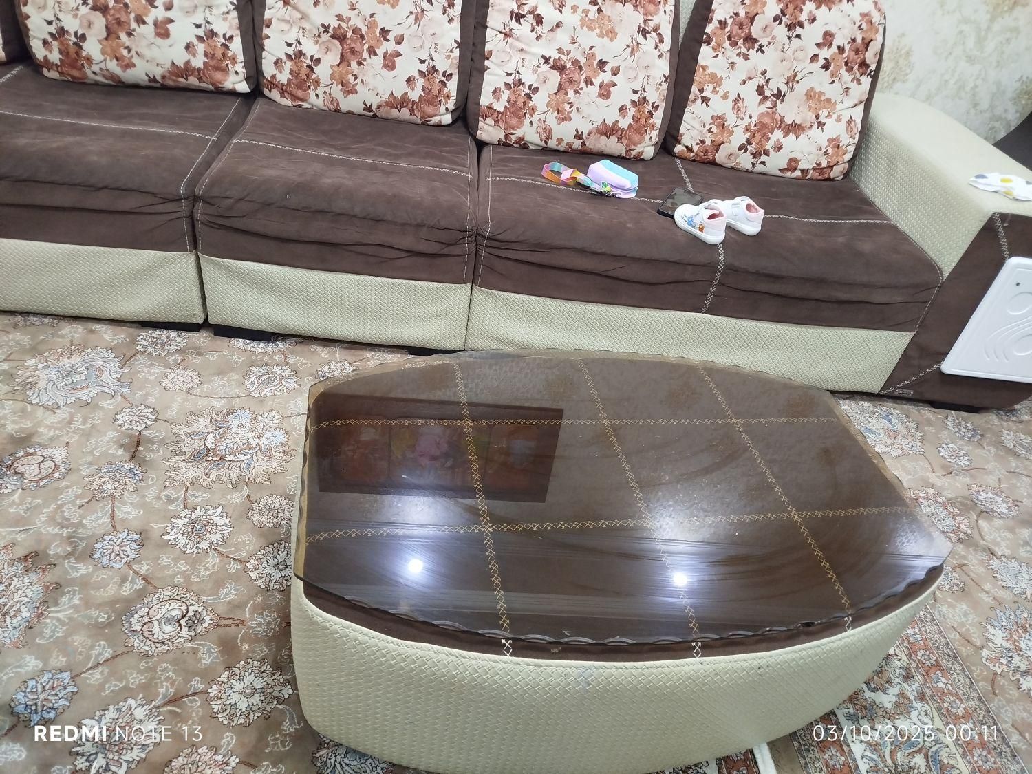 مبل و میز عسلی|مبلمان خانگی و میز عسلی|تهران, زرکش|دیوار