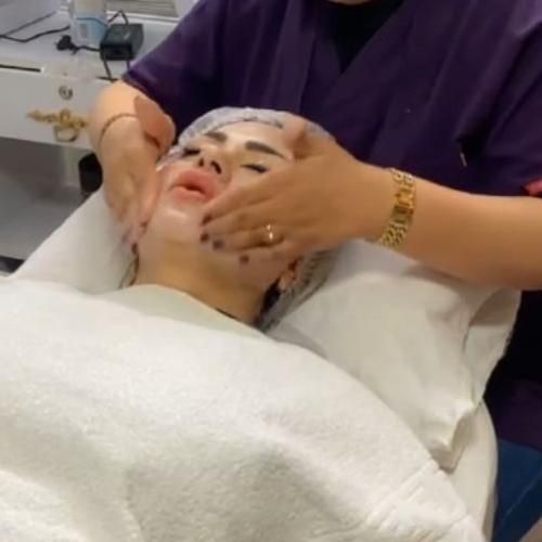 فیشیال و پاکسازی عمیق پوست با دستگاه و جذب مواد|خدمات آرایشگری و زیبایی|اصفهان, دشتستان|دیوار